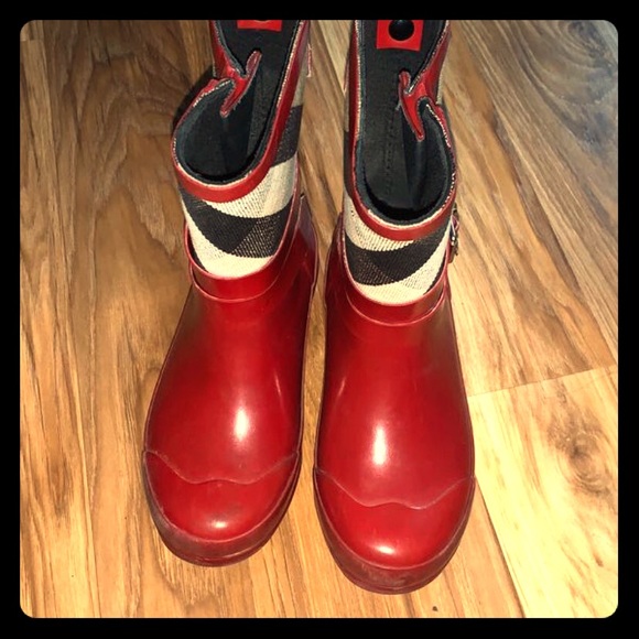 Burberry Other - Burberry Rain boots